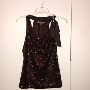 Women’s brown Jennifer Lopez blouse.